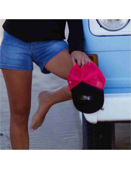 Fuchsia Cap Banana Logo